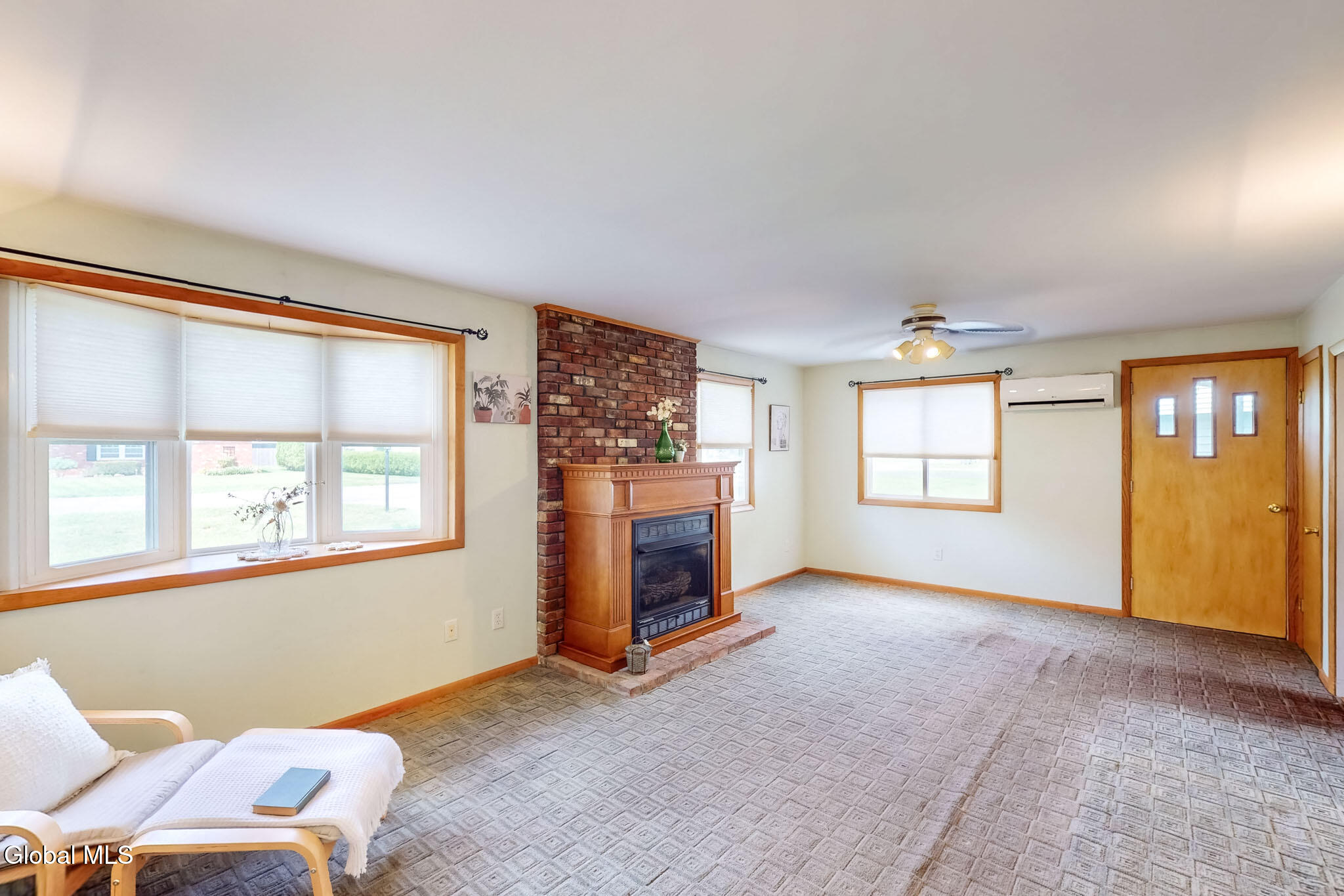 3432 Gari Lane Schenectady NY 12303