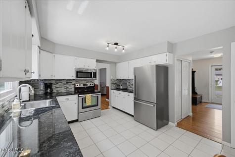 25 Pico Road Clifton Park NY 12065