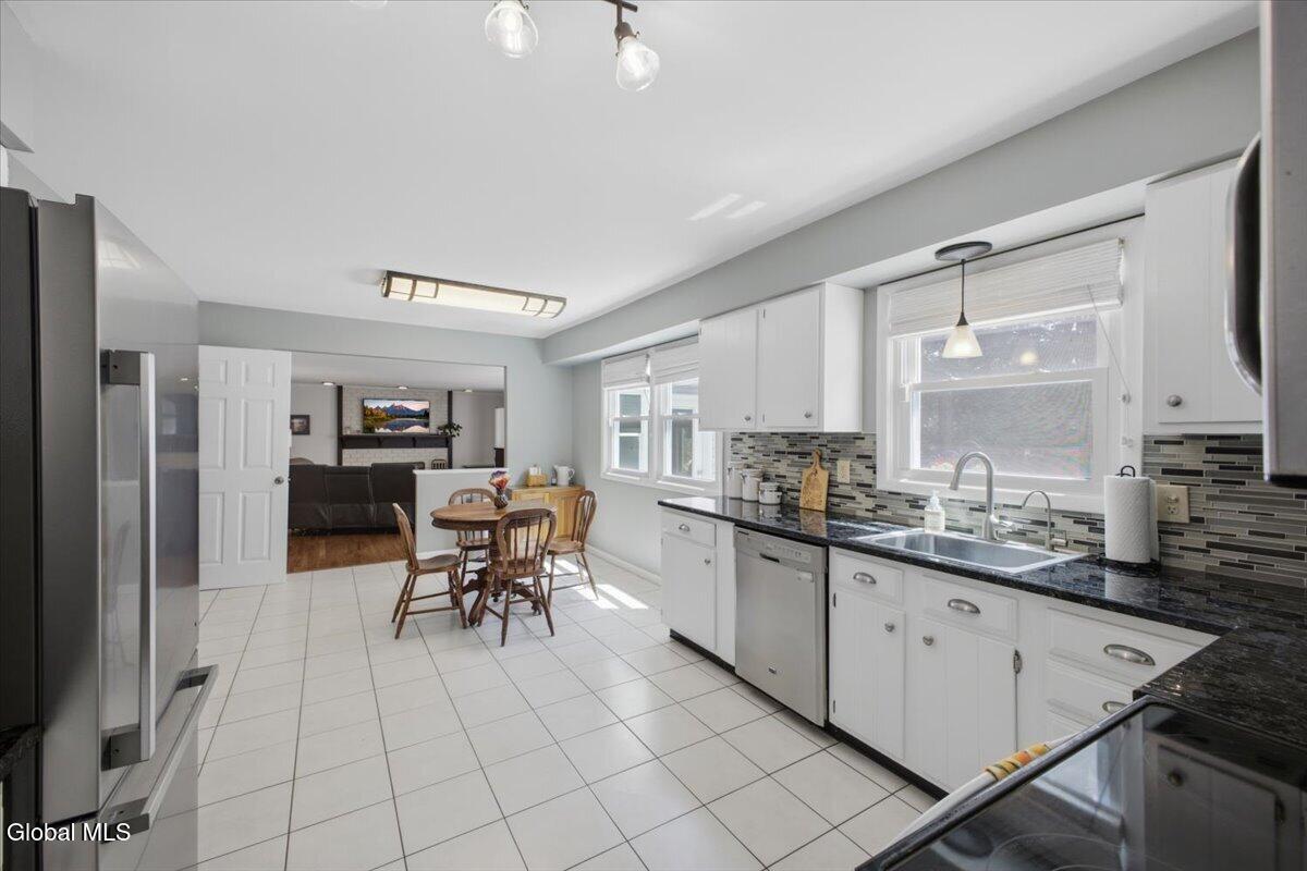 25 Pico Road Clifton Park NY 12065