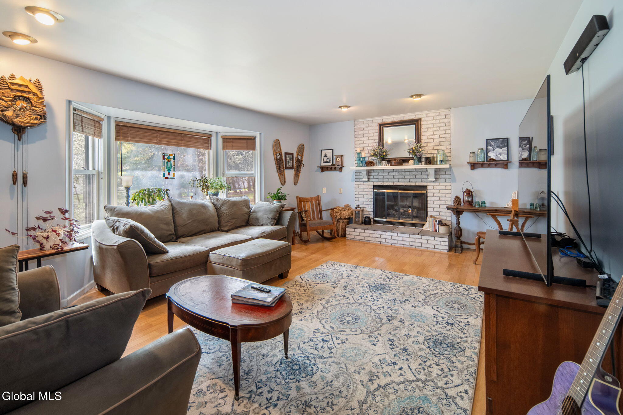 34 Axbridge Lane Delmar NY 12054