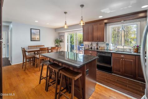 34 Axbridge Lane Delmar NY 12054