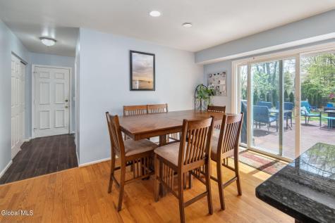 34 Axbridge Lane Delmar NY 12054