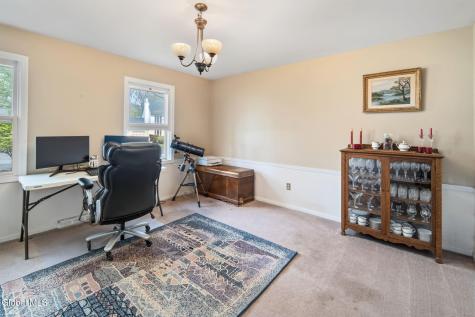 34 Axbridge Lane Delmar NY 12054