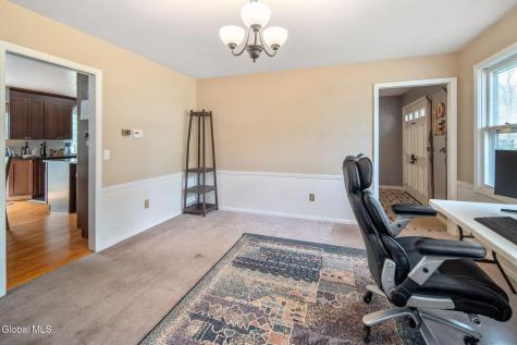 34 Axbridge Lane Delmar NY 12054