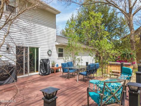 34 Axbridge Lane Delmar NY 12054