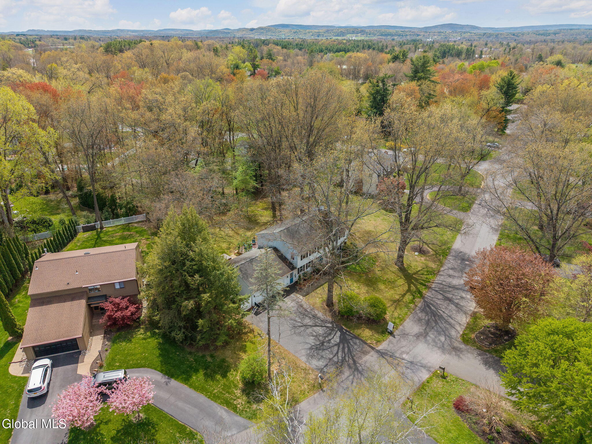 34 Axbridge Lane Delmar NY 12054