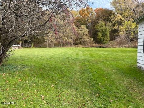 1426 Sr 143 Coeymans Hollow NY 12046