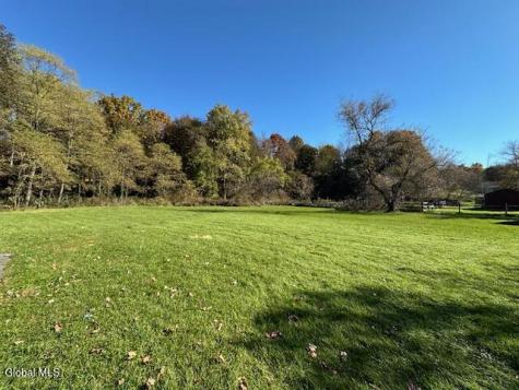 1426 Sr 143 Coeymans Hollow NY 12046