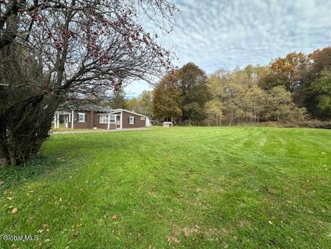 1426 Sr 143 Coeymans Hollow NY 12046