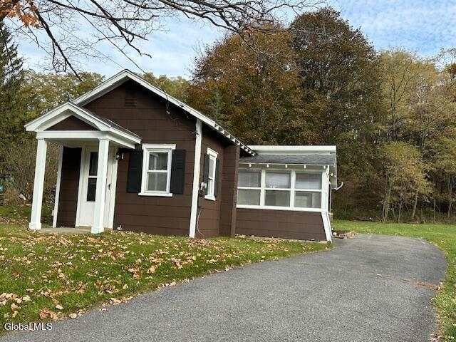 1426 Sr 143 Coeymans Hollow NY 12046