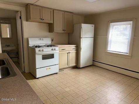 1426 Sr 143 Coeymans Hollow NY 12046