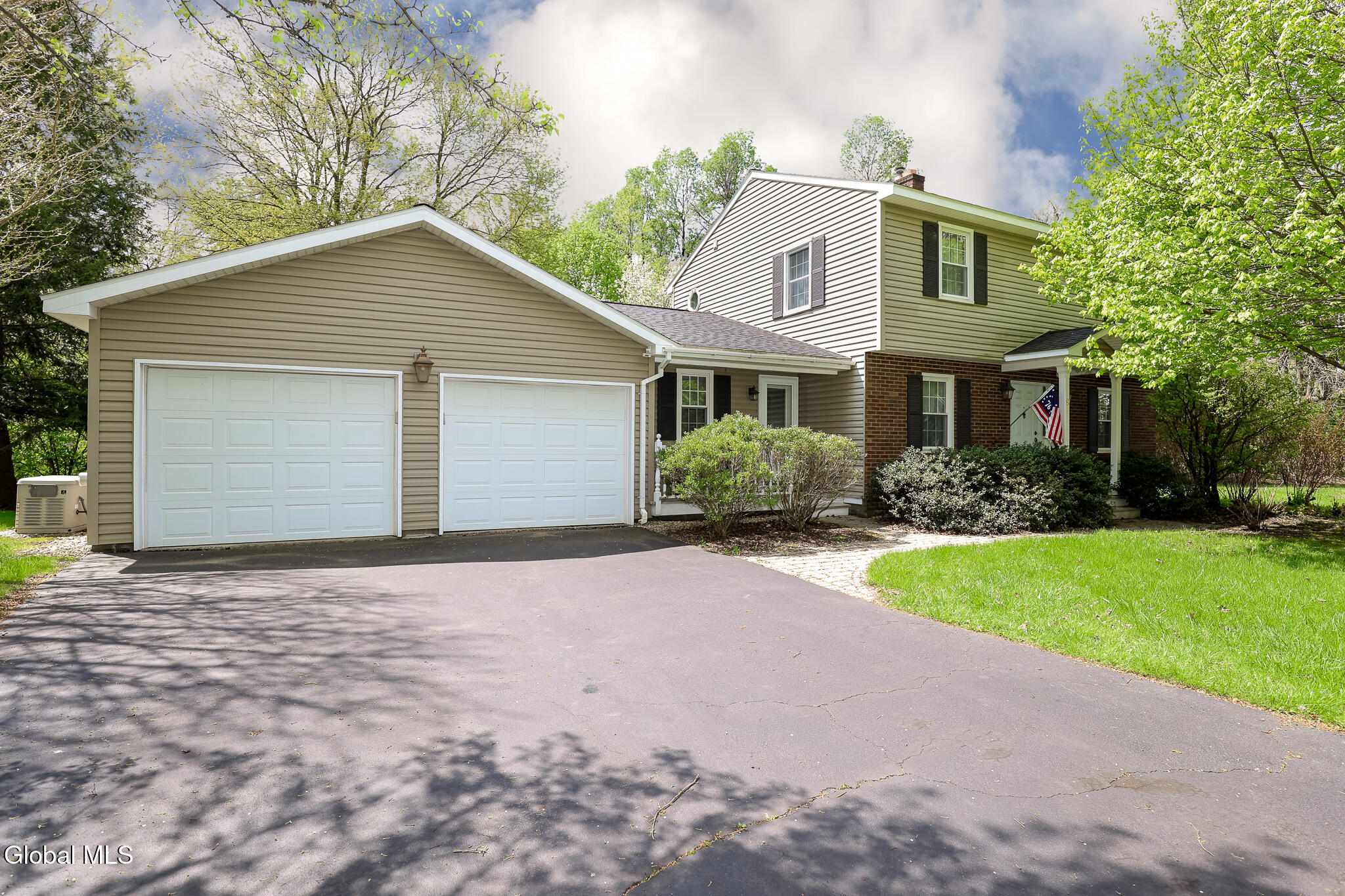 9 Patroon Place Glenmont NY 12077