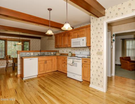 9 Patroon Place Glenmont NY 12077