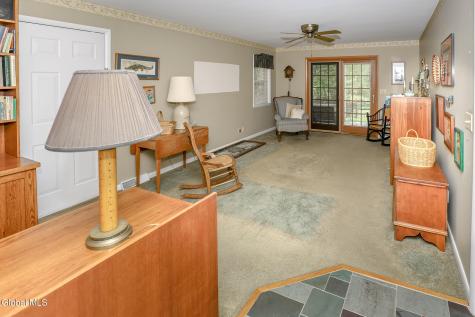 9 Patroon Place Glenmont NY 12077