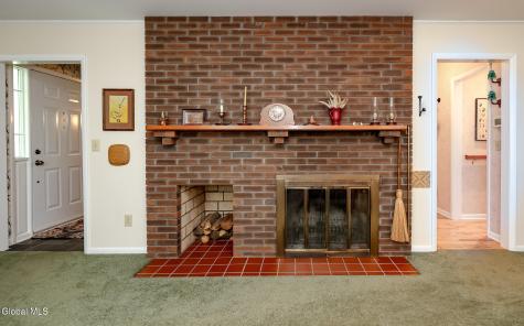 9 Patroon Place Glenmont NY 12077