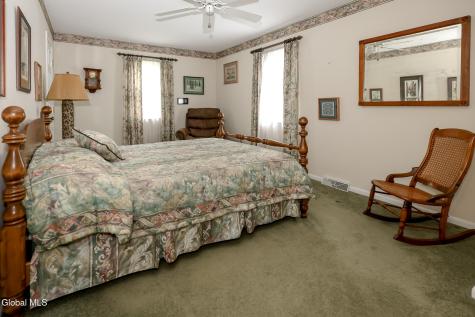 9 Patroon Place Glenmont NY 12077