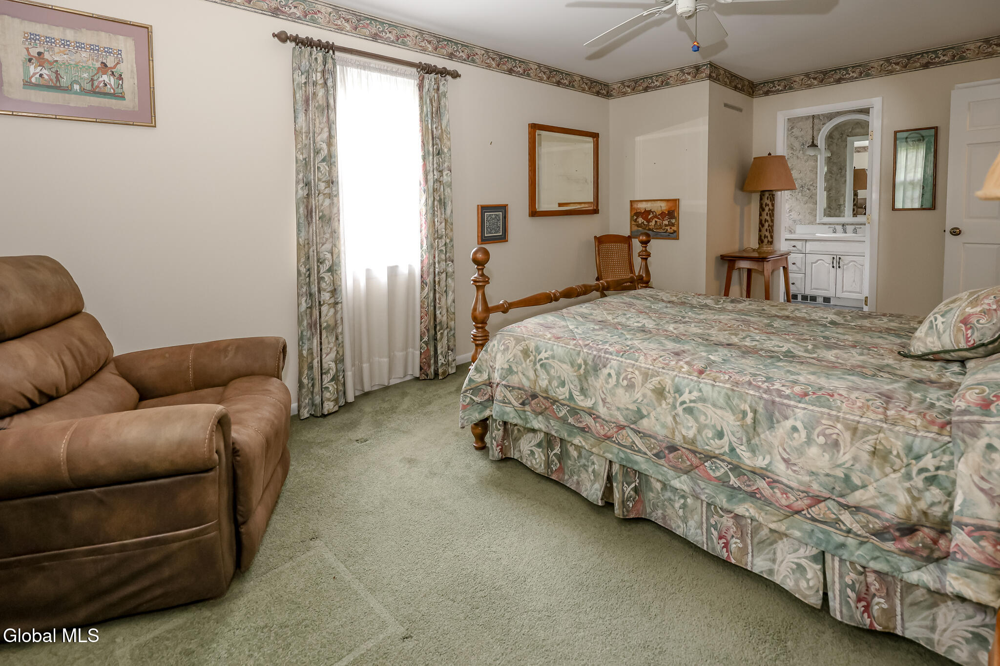 9 Patroon Place Glenmont NY 12077