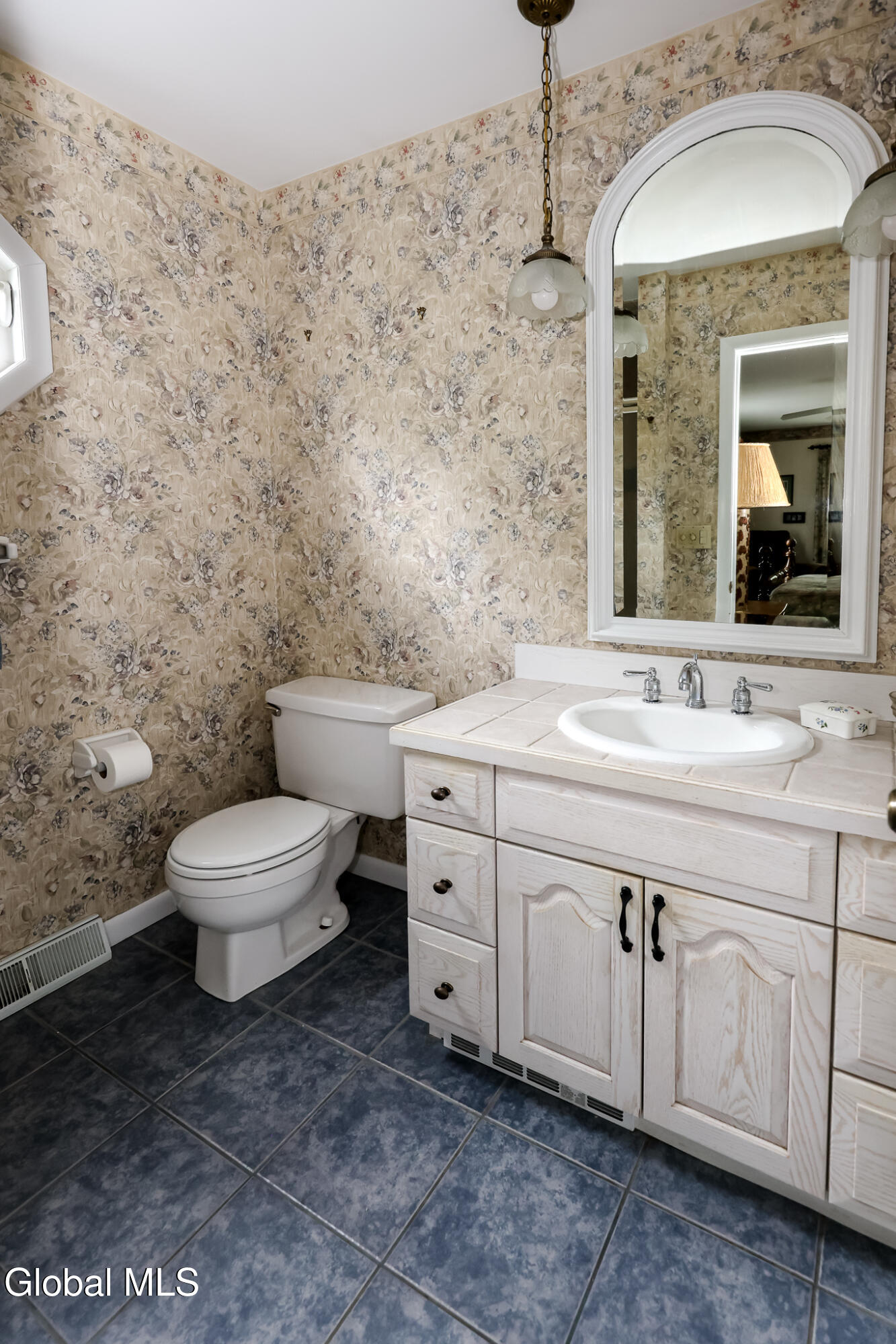 9 Patroon Place Glenmont NY 12077