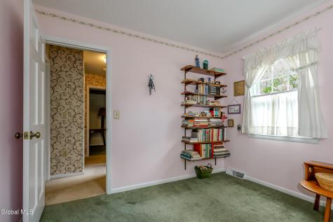 9 Patroon Place Glenmont NY 12077
