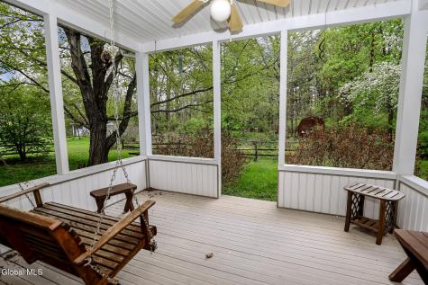 9 Patroon Place Glenmont NY 12077