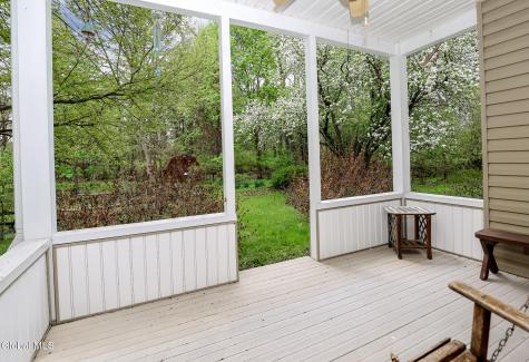 9 Patroon Place Glenmont NY 12077