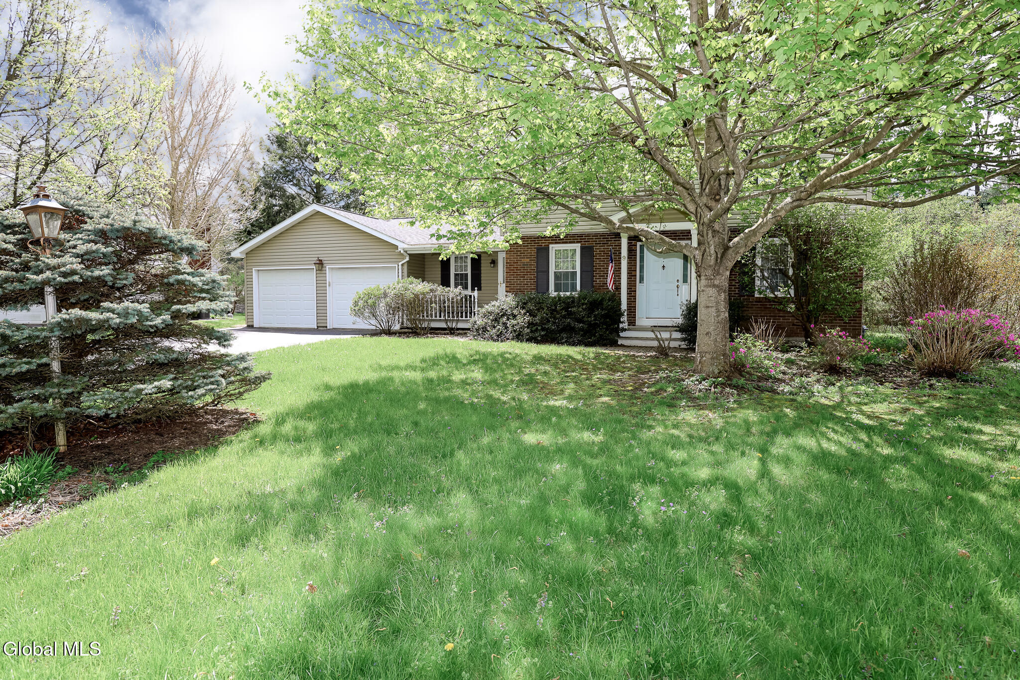 9 Patroon Place Glenmont NY 12077