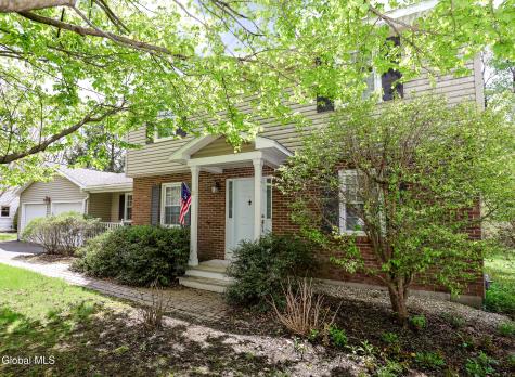 9 Patroon Place Glenmont NY 12077