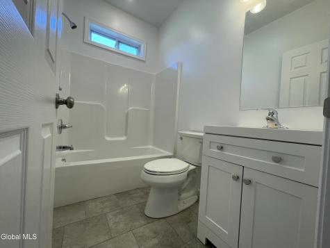 35 Newland Road Stillwater NY 12170