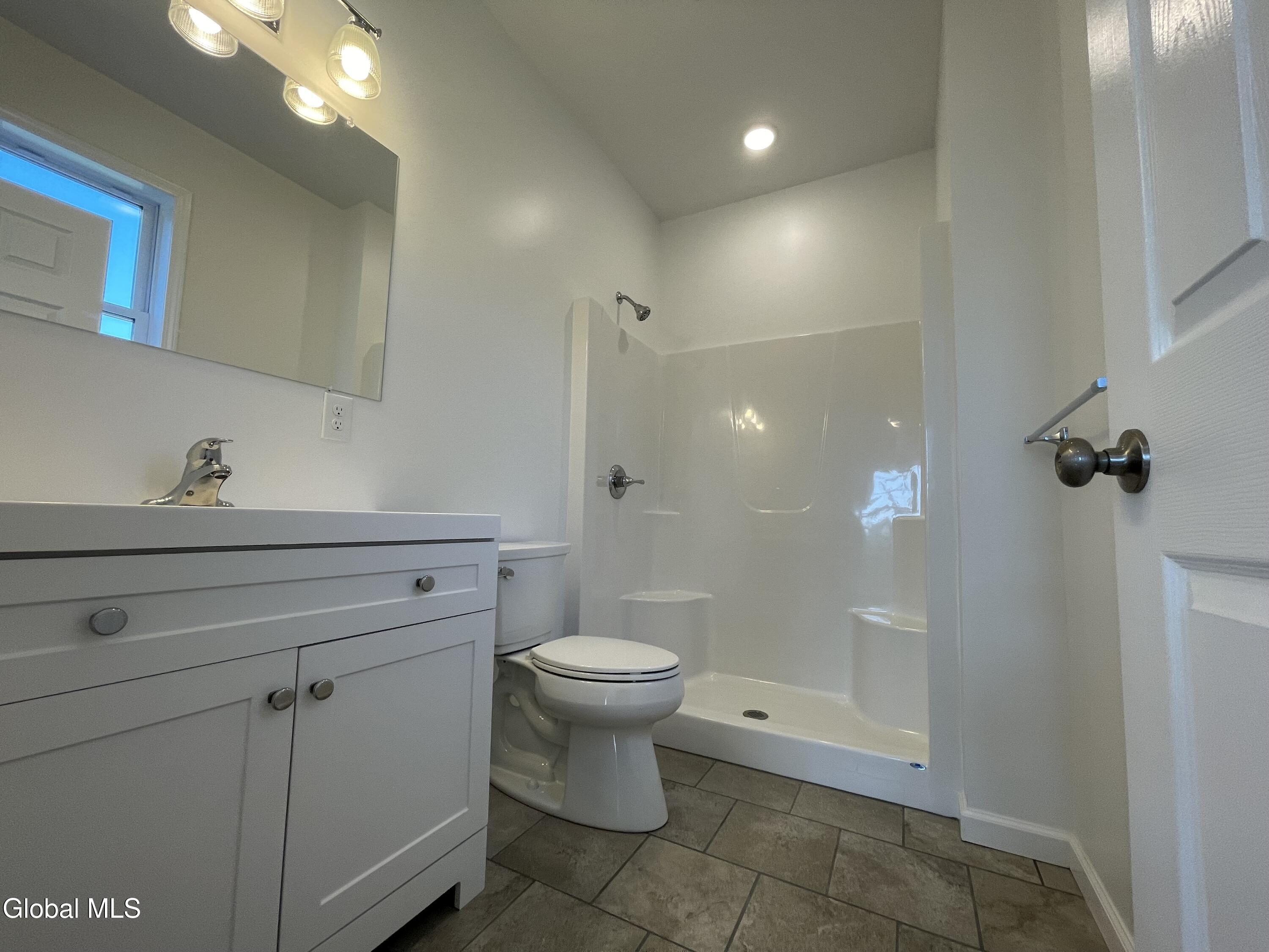 35 Newland Road Stillwater NY 12170