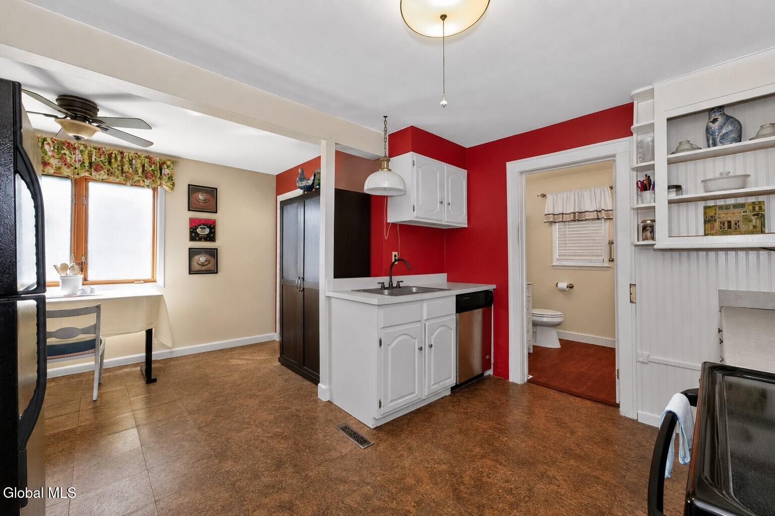 30 Fern Avenue Colonie NY 12205