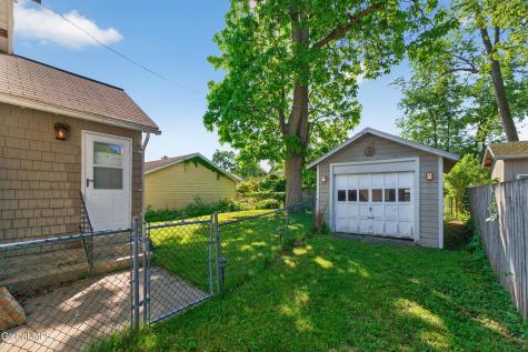 30 Fern Avenue Colonie NY 12205