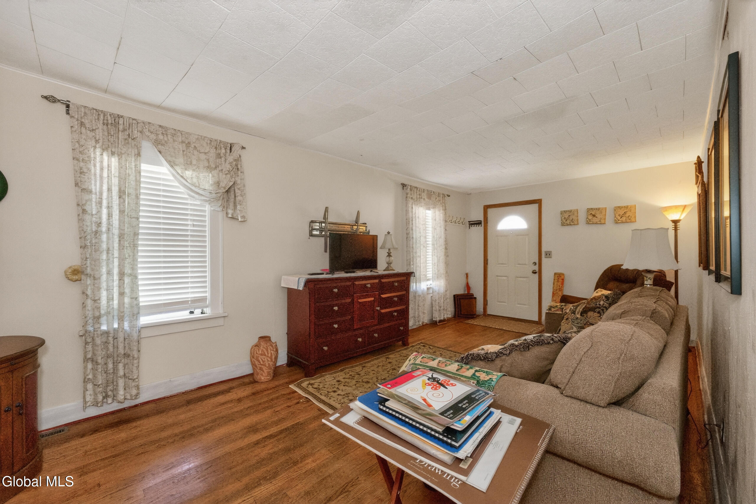 30 Fern Avenue Colonie NY 12205