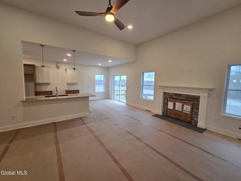 45 Mcbride Road Mechanicville NY 12118