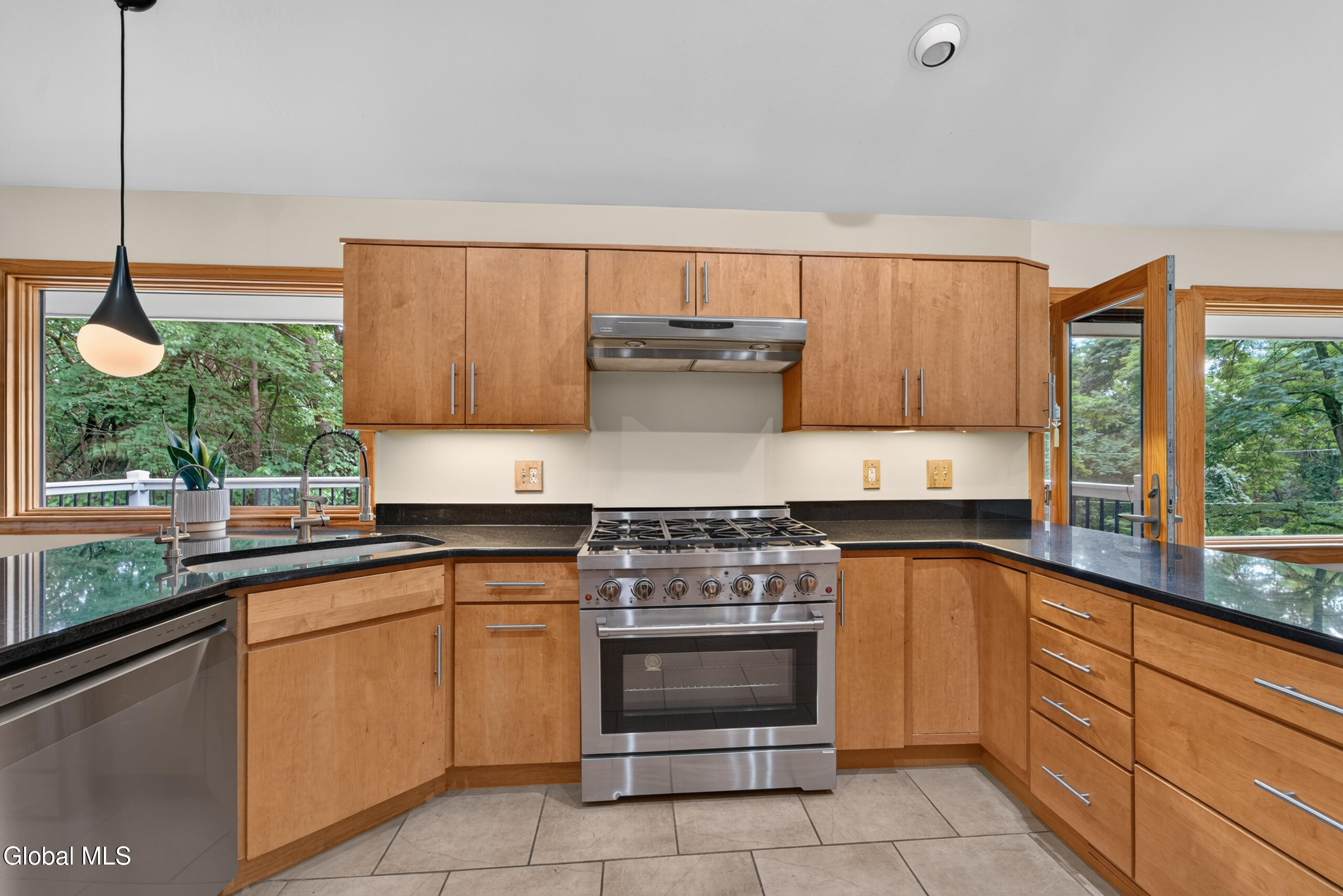 46 East Road Troy NY 12180