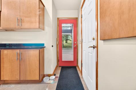 46 East Road Troy NY 12180