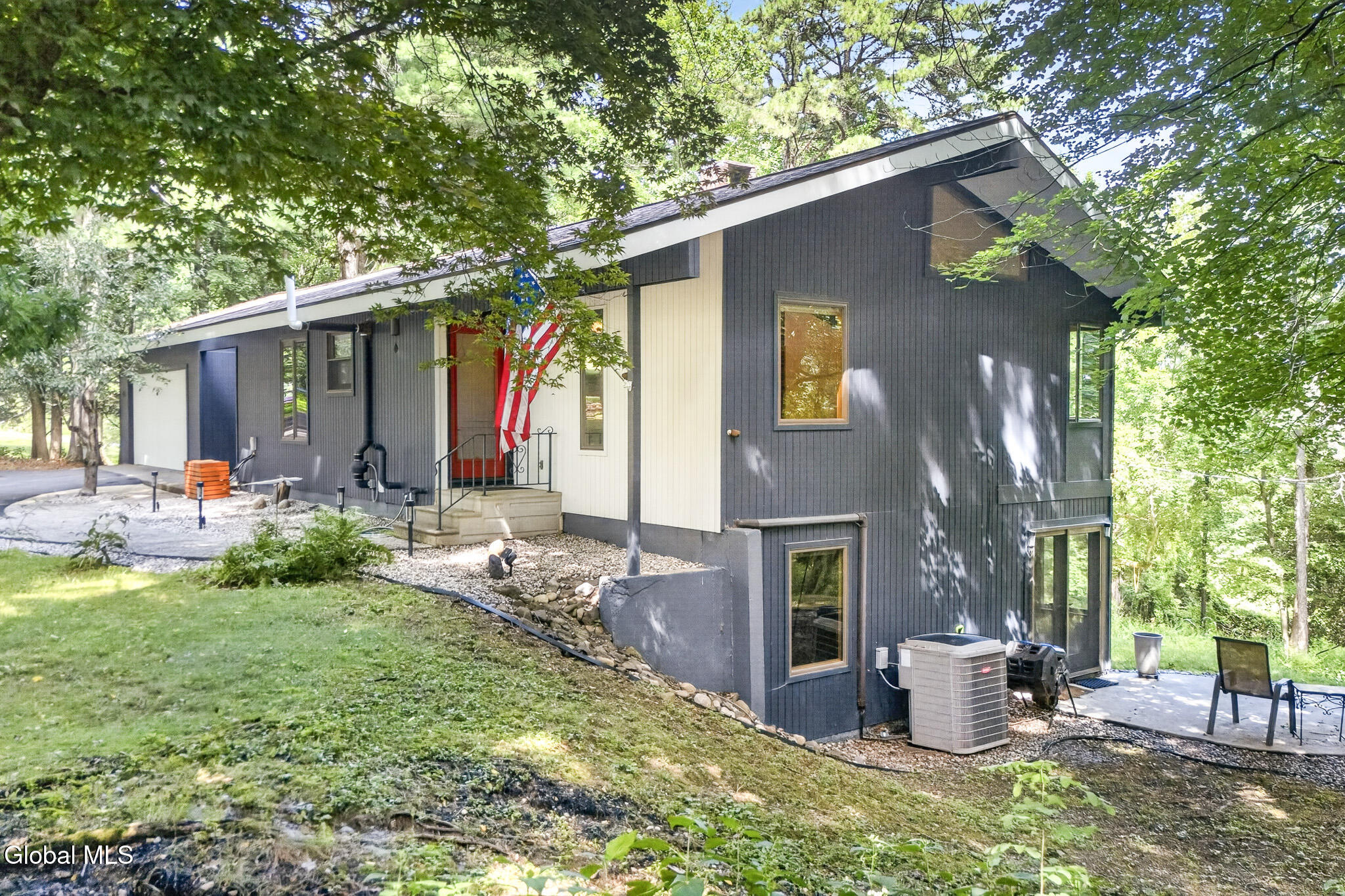 46 East Road Troy NY 12180