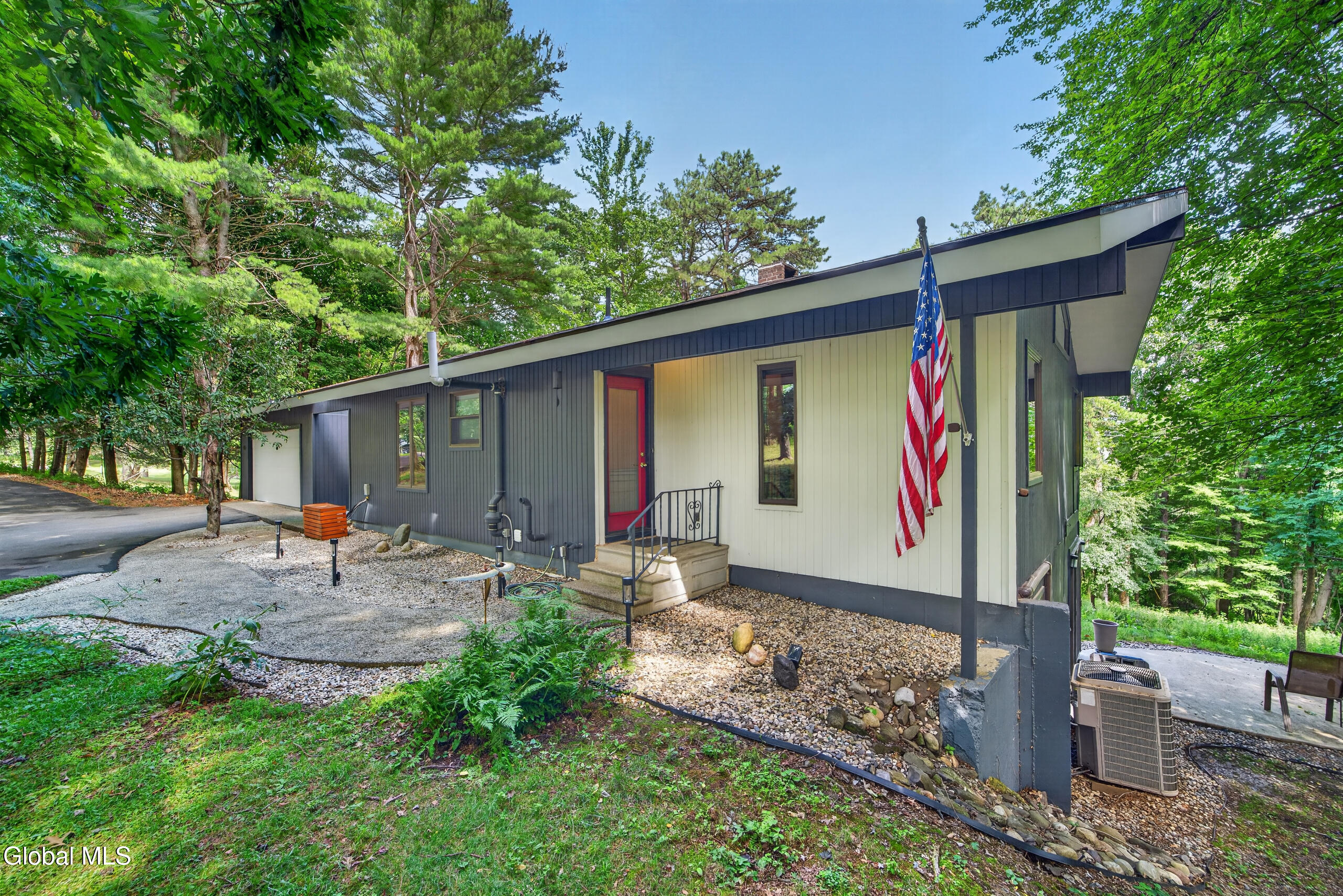 46 East Road Troy NY 12180