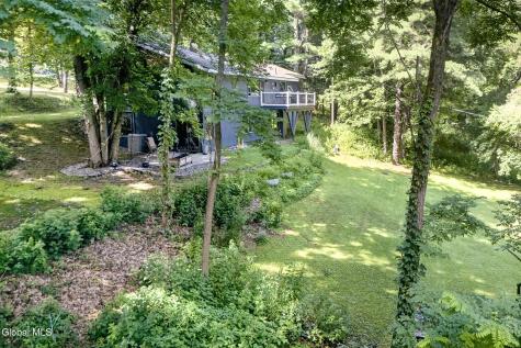 46 East Road Troy NY 12180