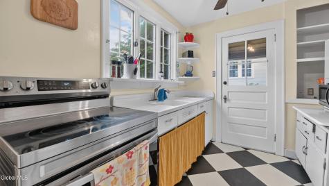 3 Gillen Terrace Gloversville NY 12078
