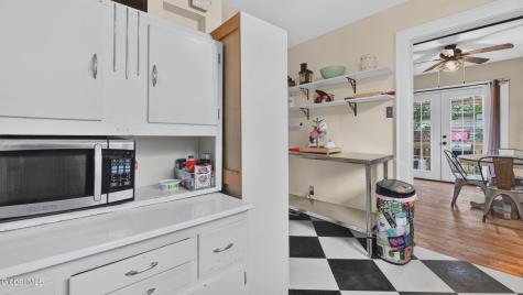 3 Gillen Terrace Gloversville NY 12078