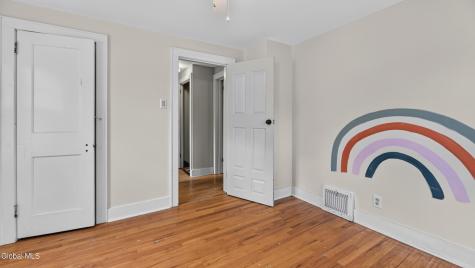 3 Gillen Terrace Gloversville NY 12078