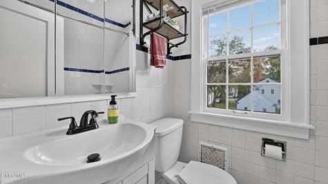 3 Gillen Terrace Gloversville NY 12078