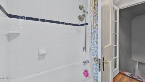 3 Gillen Terrace Gloversville NY 12078