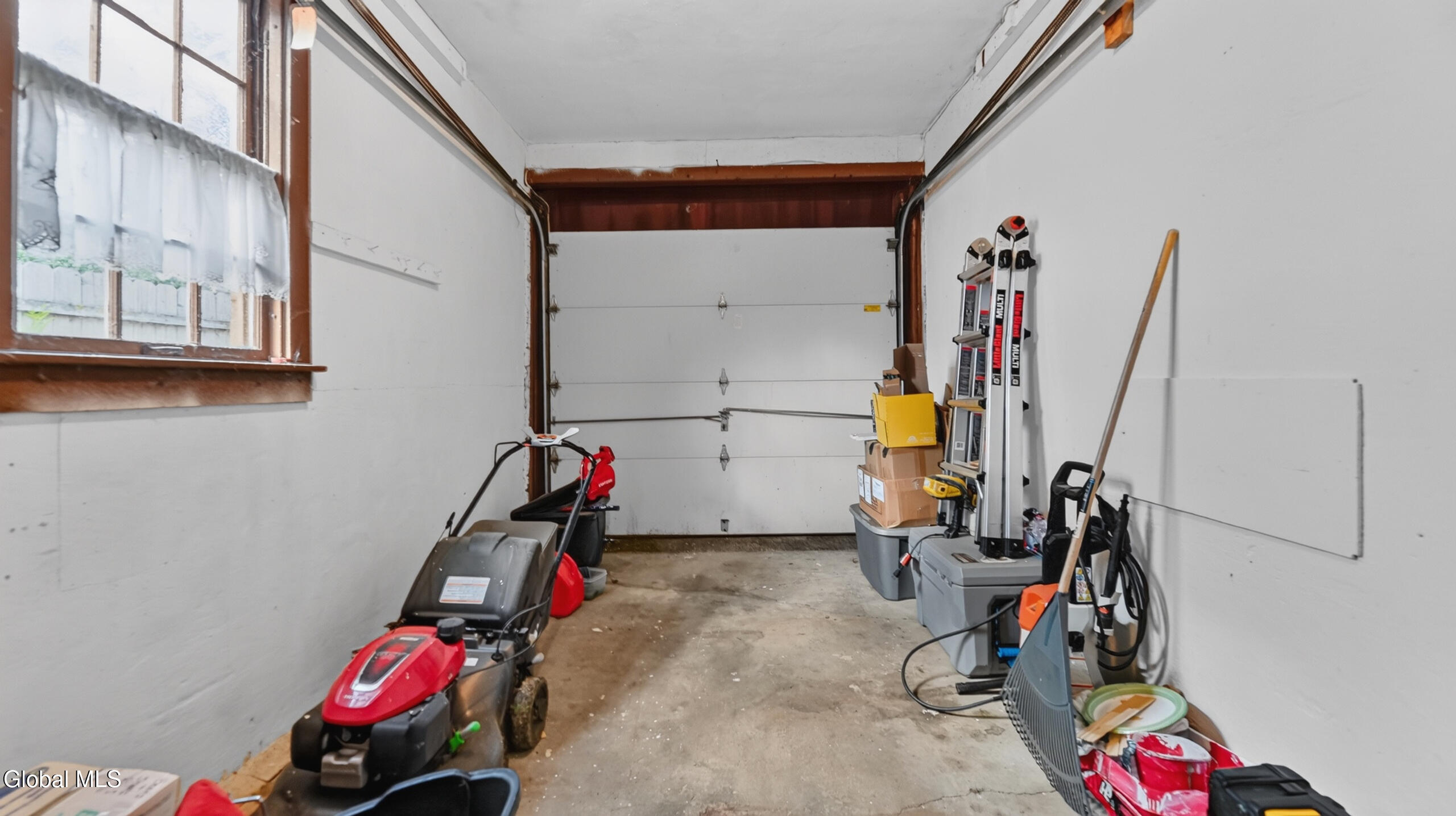 3 Gillen Terrace Gloversville NY 12078