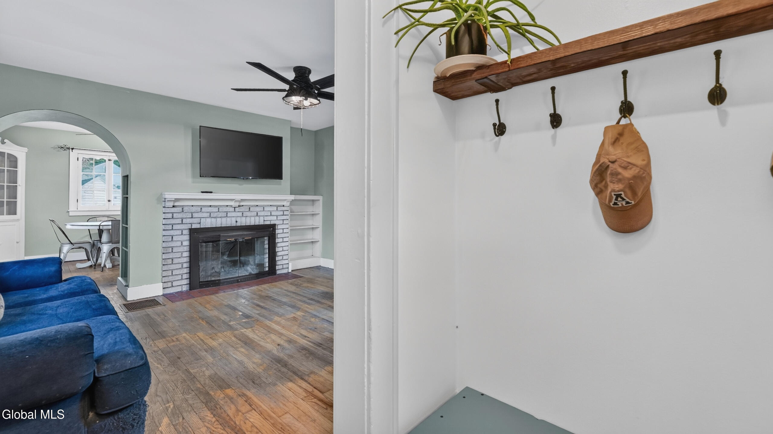 3 Gillen Terrace Gloversville NY 12078