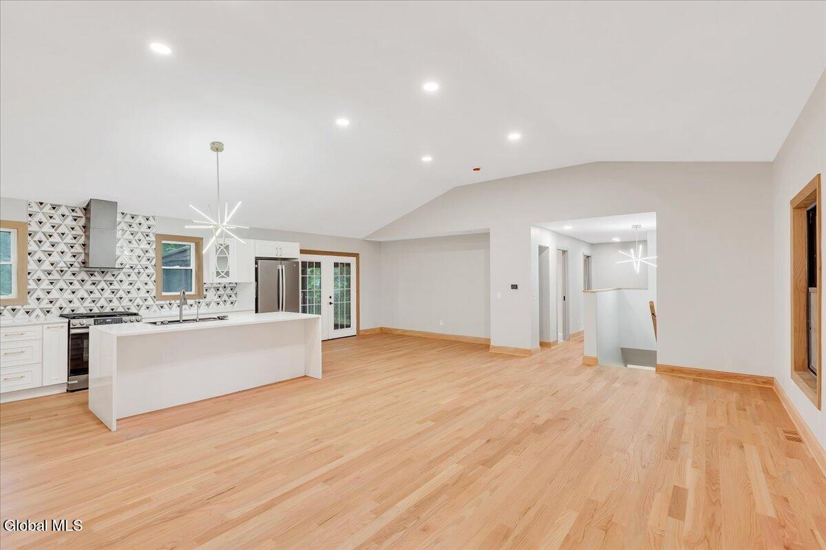 49 Tabor Halfmoon NY 12118