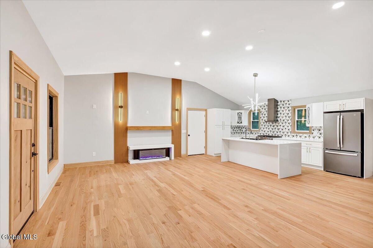 49 Tabor Halfmoon NY 12118