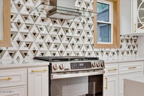 49 Tabor Halfmoon NY 12118