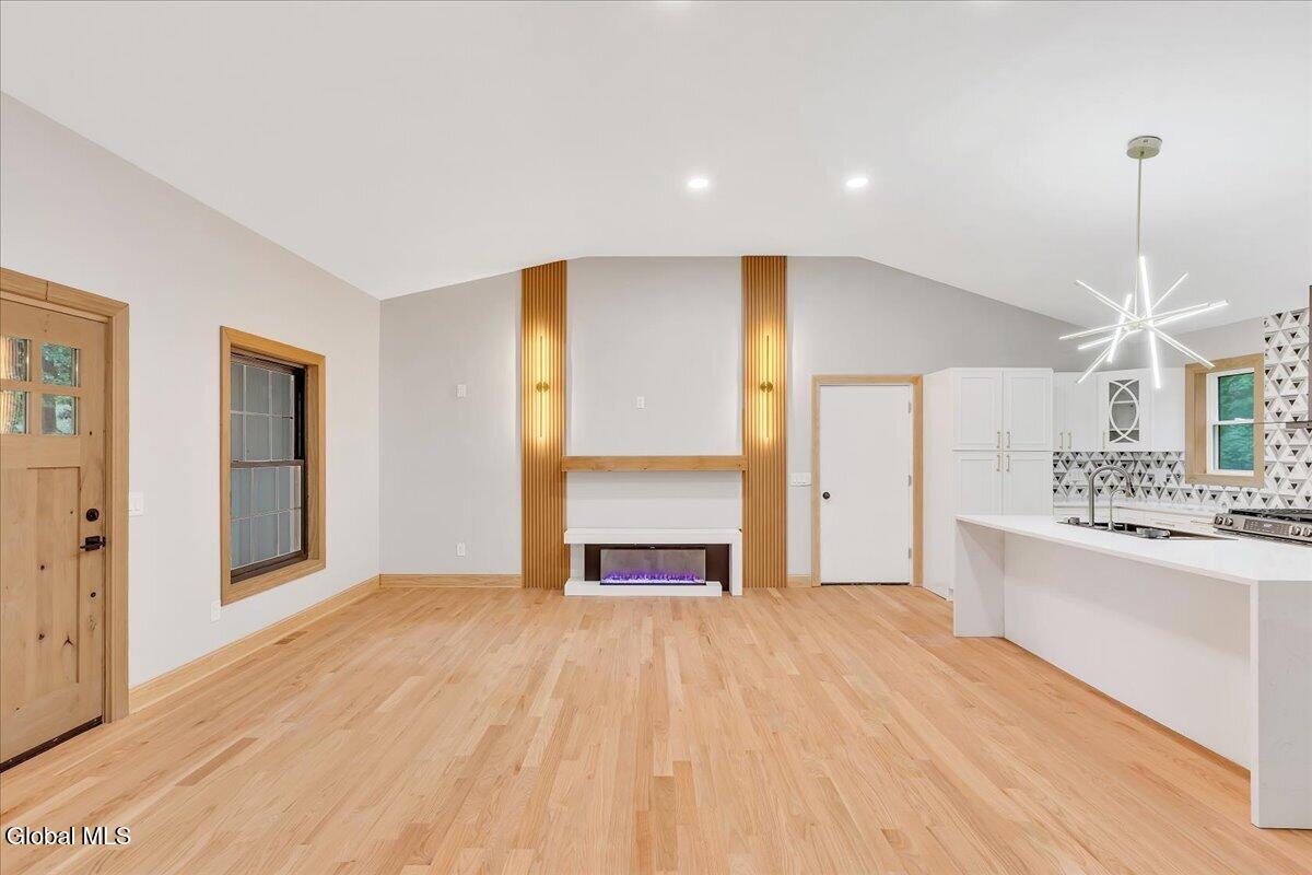 49 Tabor Halfmoon NY 12118