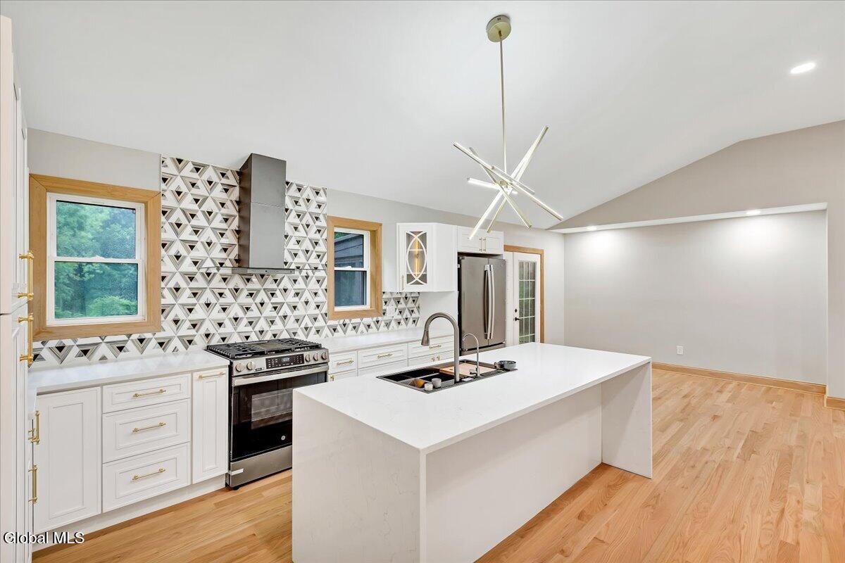 49 Tabor Halfmoon NY 12118